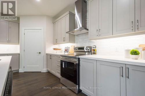 60 Fraser Drive, Quinte West, ON - Indoor Photo Showing Kitchen