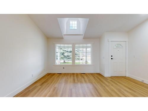 2739 Huckleberry Lane, Kimberley, BC - Indoor Photo Showing Other Room