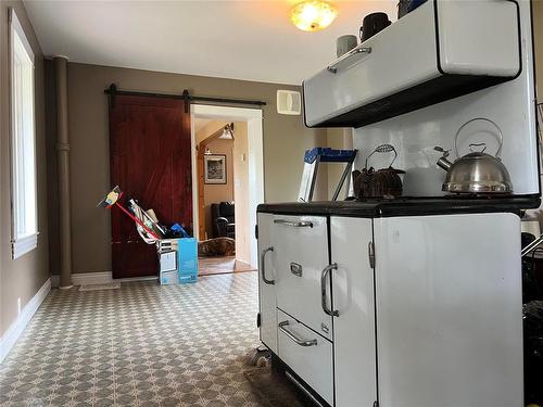 60040 46 Road W, Edwin, MB - Indoor Photo Showing Kitchen