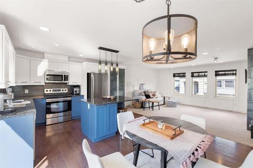 36 455 Shorehill Drive, Winnipeg, MB - Indoor Photo Showing Kitchen With Stainless Steel Kitchen