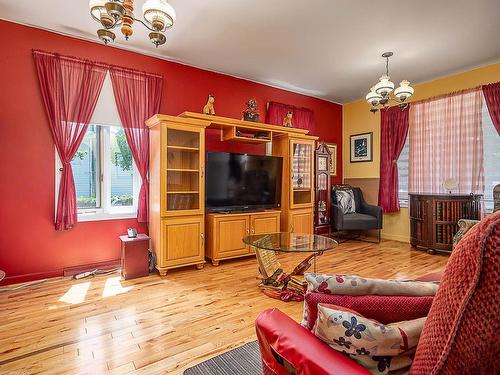 Living room - 2615 Av. Loranger, Shawinigan, QC - Indoor Photo Showing Other Room