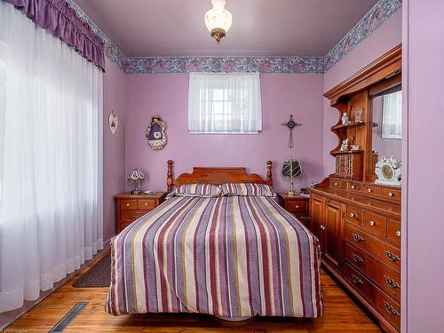 Master bedroom - 2615 Av. Loranger, Shawinigan, QC - Indoor Photo Showing Bedroom
