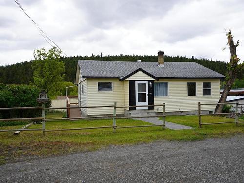 1303 Bell Street, Clinton, BC - Outdoor