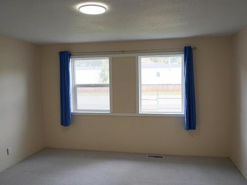 1303 Bell Street, Clinton, BC - Indoor Photo Showing Other Room