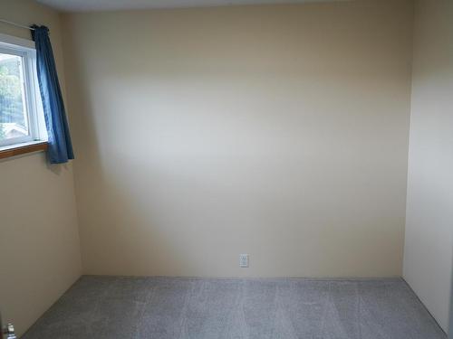 1303 Bell Street, Clinton, BC - Indoor Photo Showing Other Room