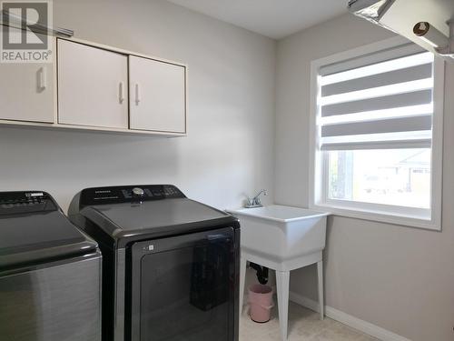 171 Foster Way, Williams Lake, BC - Indoor Photo Showing Laundry Room