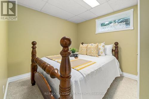 76 Black Bear Drive, Kawartha Lakes, ON - Indoor Photo Showing Bedroom