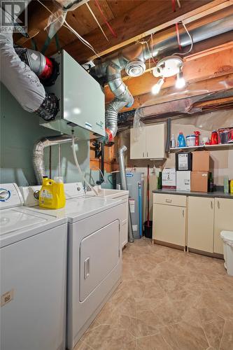 156 Carrick Drive, St. John'S, NL - Indoor Photo Showing Laundry Room