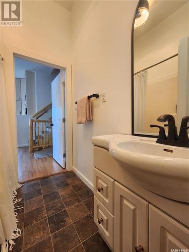 121 Currie Avenue, Round Lake, SK - Indoor Photo Showing Bathroom