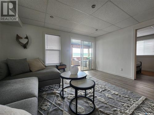 121 Currie Avenue, Round Lake, SK - Indoor Photo Showing Living Room