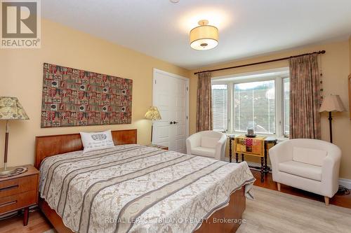 104 Bloomfield Drive, London, ON - Indoor Photo Showing Bedroom