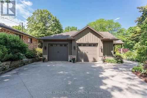 104 Bloomfield Drive, London, ON - Outdoor