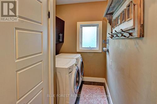 124 Prince Street, Middlesex Centre (Komoka), ON - Indoor Photo Showing Laundry Room