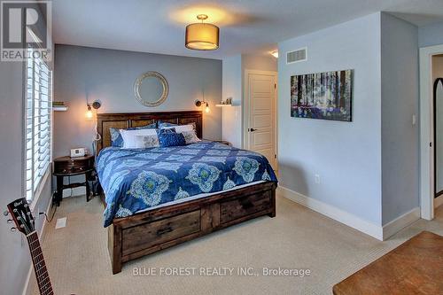 124 Prince Street, Middlesex Centre (Komoka), ON - Indoor Photo Showing Bedroom