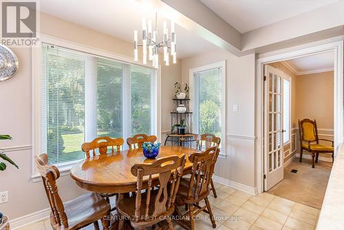 95 Mountainview Crescent, London, ON - Indoor Photo Showing Dining Room