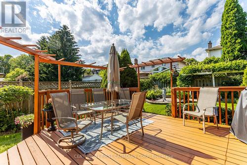 95 Mountainview Crescent, London, ON - Outdoor With Deck Patio Veranda