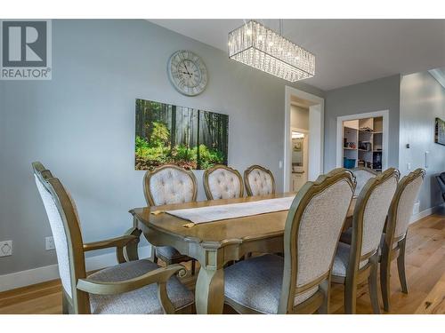 2033 Sunview Drive, West Kelowna, BC - Indoor Photo Showing Dining Room