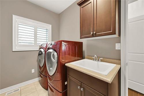 Main floor laundry - 2 Hewitt Drive, Grimsby, ON - Indoor Photo Showing Laundry Room