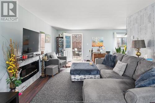 103 Erie, Kingsville, ON - Indoor Photo Showing Living Room With Fireplace