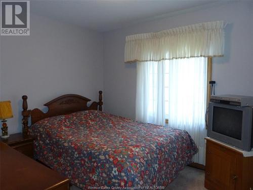 40 Worchester Avenue, Leamington, ON - Indoor Photo Showing Bedroom