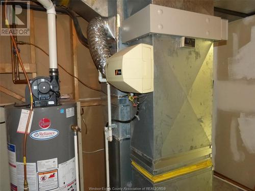 40 Worchester Avenue, Leamington, ON - Indoor Photo Showing Basement