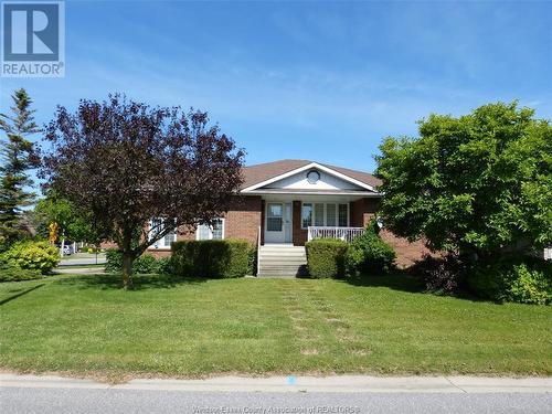 40 Worchester Avenue, Leamington, ON - Outdoor With Facade