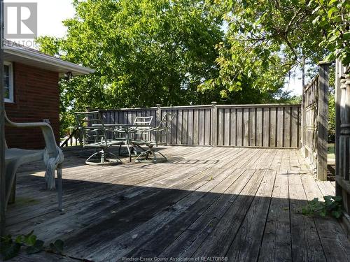 40 Worchester Avenue, Leamington, ON - Outdoor With Deck Patio Veranda