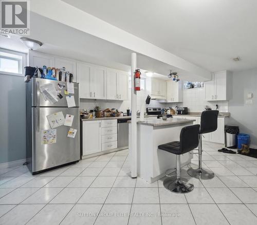 386 Westmoreland Avenue N, Toronto, ON - Indoor Photo Showing Kitchen
