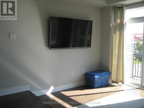 601 Mermaid Crescent, Mississauga, ON - Indoor Photo Showing Other Room