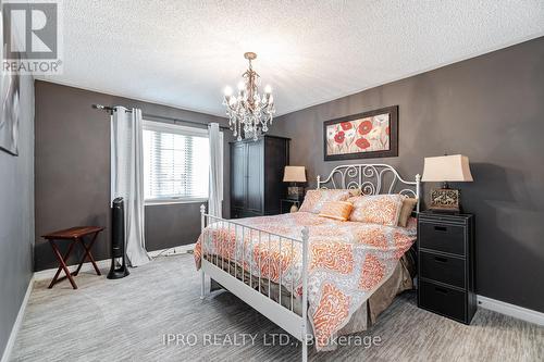 2063 Deer Park Road, Oakville (West Oak Trails), ON - Indoor Photo Showing Bedroom