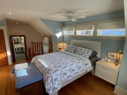 7298 18Th Street, Grand Forks, BC - Indoor Photo Showing Bedroom