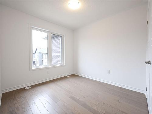 4045 Saida Street, Mississauga, ON - Indoor Photo Showing Other Room