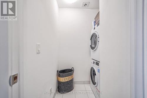 2008 - 297 Oak Walk Drive, Oakville, ON - Indoor Photo Showing Laundry Room