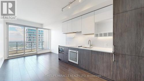 6006 - 898 Portage Parkway, Vaughan (Vaughan Corporate Centre), ON - Indoor Photo Showing Kitchen