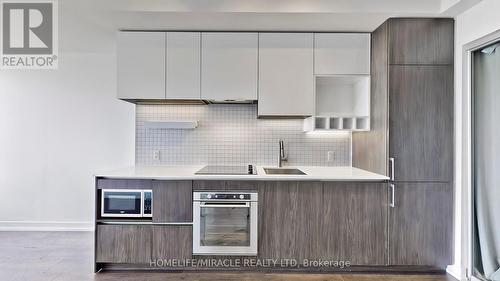 6006 - 898 Portage Parkway, Vaughan (Vaughan Corporate Centre), ON - Indoor Photo Showing Kitchen