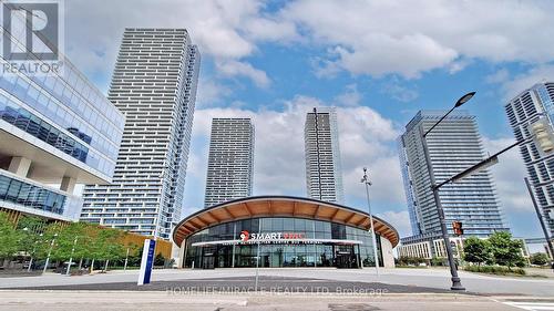 6006 - 898 Portage Parkway, Vaughan (Vaughan Corporate Centre), ON - Outdoor With Balcony