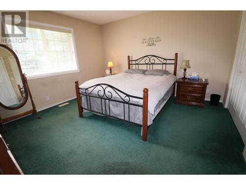 3185 Ward Road, Grand Forks, BC - Indoor Photo Showing Bedroom