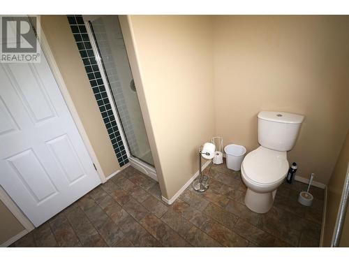 3185 Ward Road, Grand Forks, BC - Indoor Photo Showing Bathroom