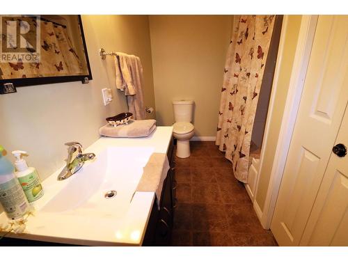 3185 Ward Road, Grand Forks, BC - Indoor Photo Showing Bathroom