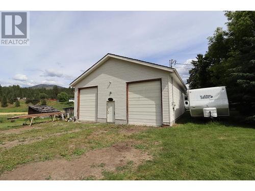 3185 Ward Road, Grand Forks, BC - Outdoor