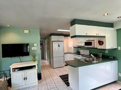 Kitchen - A-51 Domaine-De-La-Belle-Neige, Val-Morin, QC - Indoor Photo Showing Kitchen With Double Sink