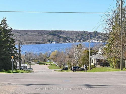 18 Owen St W, Penetanguishene, ON - Outdoor With View