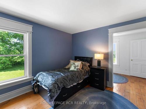 4962 Third Line, Erin, ON - Indoor Photo Showing Bedroom