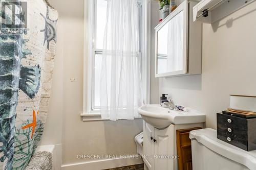 265 Barrie Road, Orillia, ON - Indoor Photo Showing Bathroom