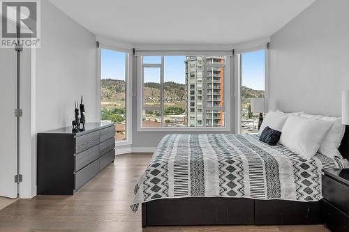 1152 Sunset Drive Unit# 1201, Kelowna, BC - Indoor Photo Showing Bedroom