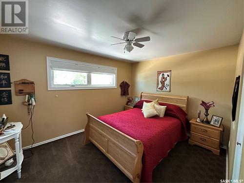 302 3Rd Avenue E, Assiniboia, SK - Indoor Photo Showing Bedroom