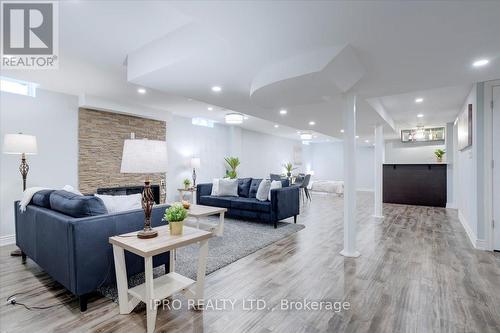 883 Somerville Terrace, Milton, ON - Indoor Photo Showing Living Room