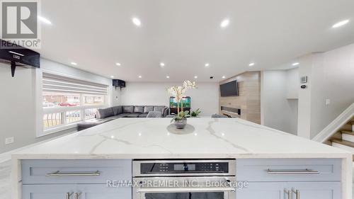 38 Whitbread Crescent, Toronto, ON - Indoor Photo Showing Kitchen