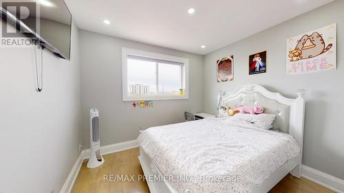 38 Whitbread Crescent, Toronto, ON - Indoor Photo Showing Bedroom