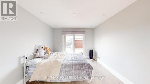 38 Whitbread Crescent, Toronto, ON - Indoor Photo Showing Bedroom